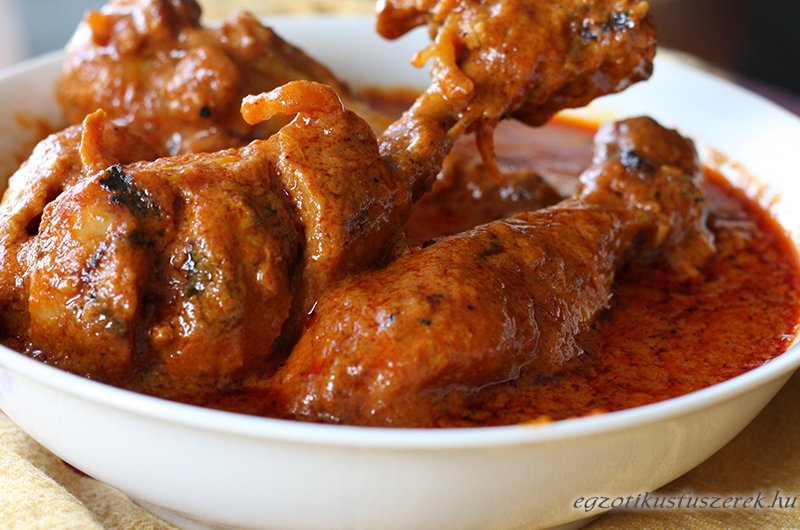 Indiai Vajcsirke - Murgh Makhani