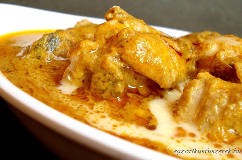 Sáfrányos Csirke - Indiai Mughlai Kesar Murg