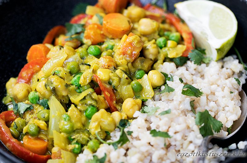 Thai Zöld Curry Citromnádas Csicseriborsóval