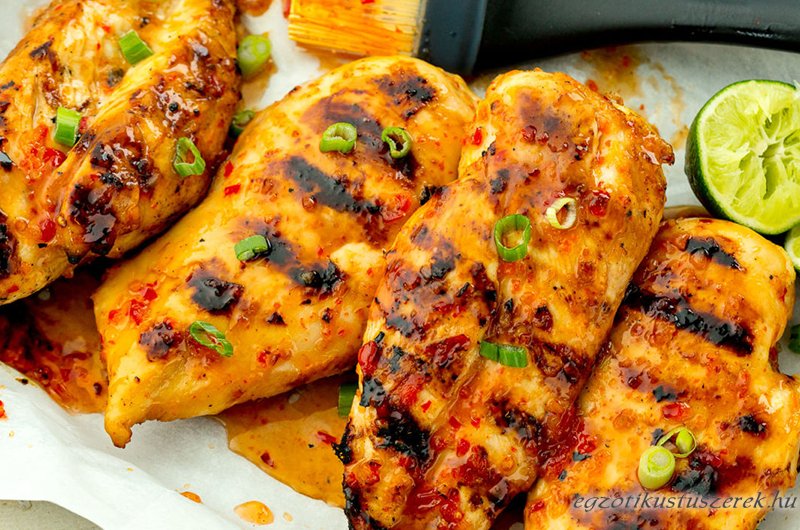 Édes Chilis Csirkemellek Sütve, Grillezve