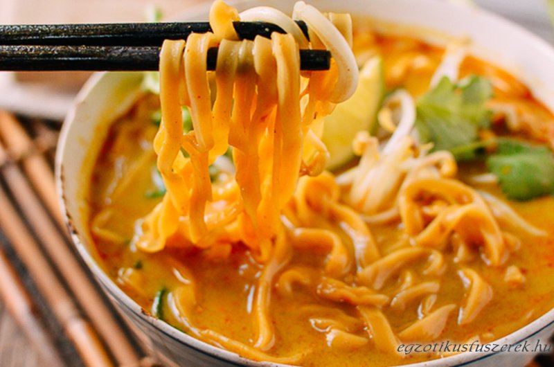 Curry Mie - a Maláj Curry Csirkeleves