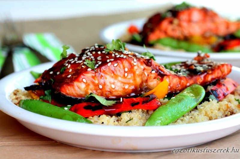 Édes Teriyaki Lazac, quinoával, szezámmagos szószban
