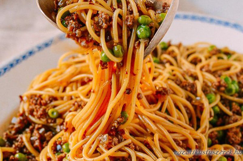 Spagetti Bolognese - Kínai Csavarral