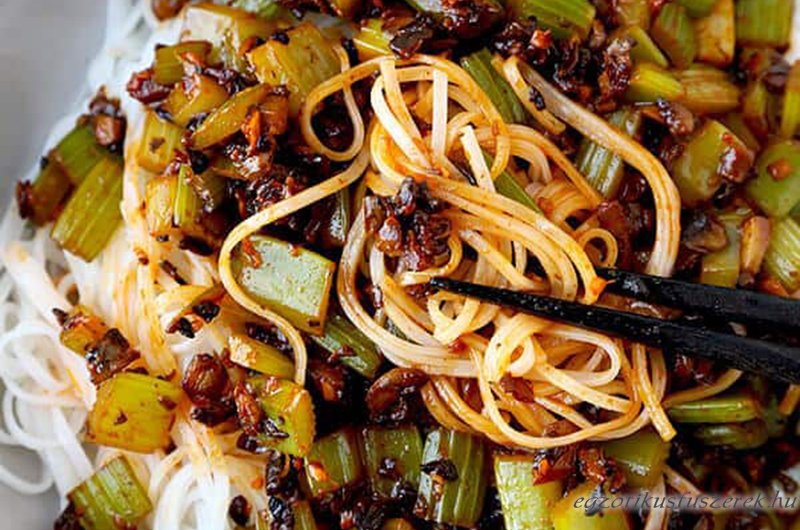 Vegan Szechuáni Tészta