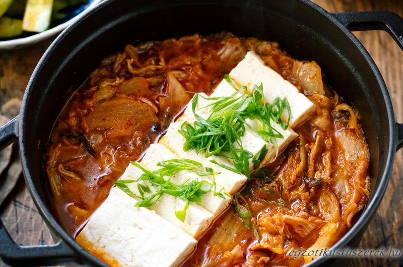 Kimchi Jjigae 