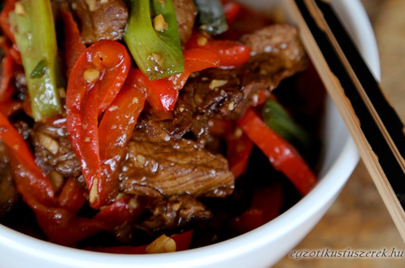 Kínai Marhahús Csípős Hoisin szósszal