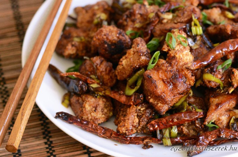 Csípős Wok-csirke - Chongqing Csirke